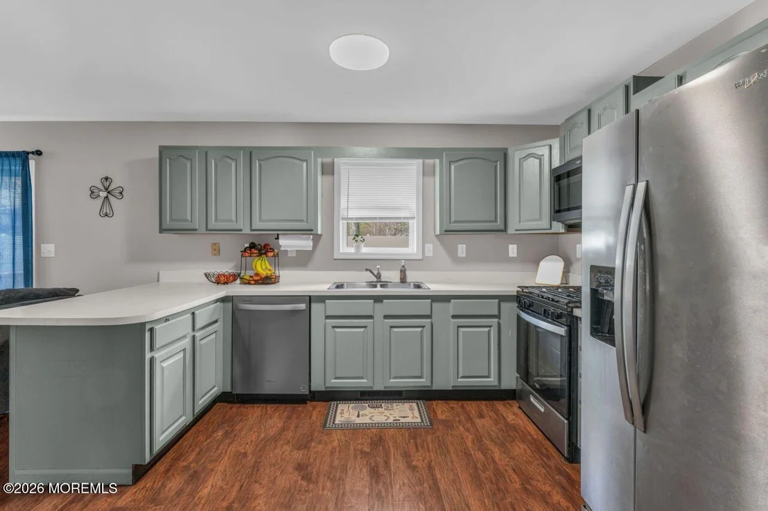 Photo of 146 Pardee Boulevard