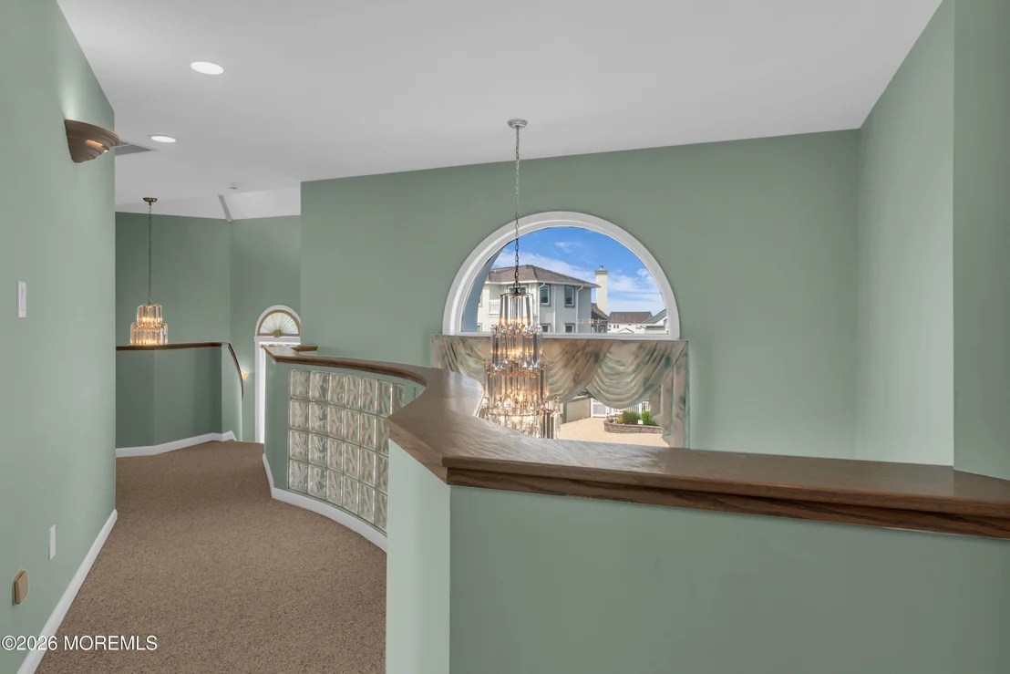 Photo of 1308 Laurel Boulevard