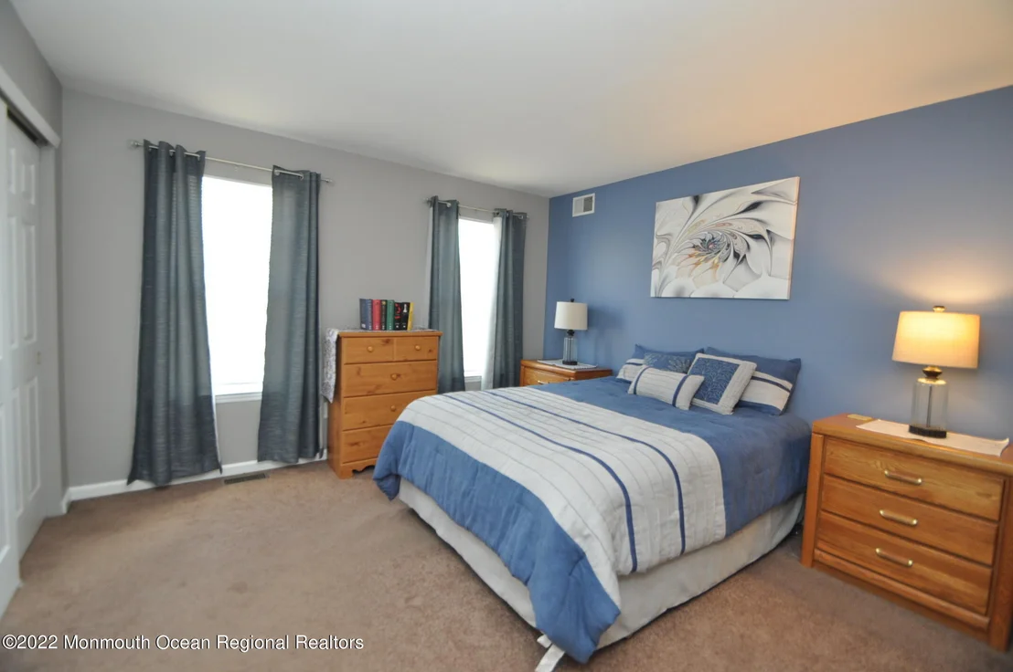 Photo of 60 Stonegate Drive