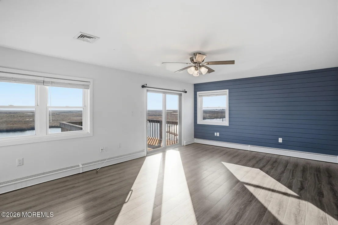 Photo of 322 Dock Road