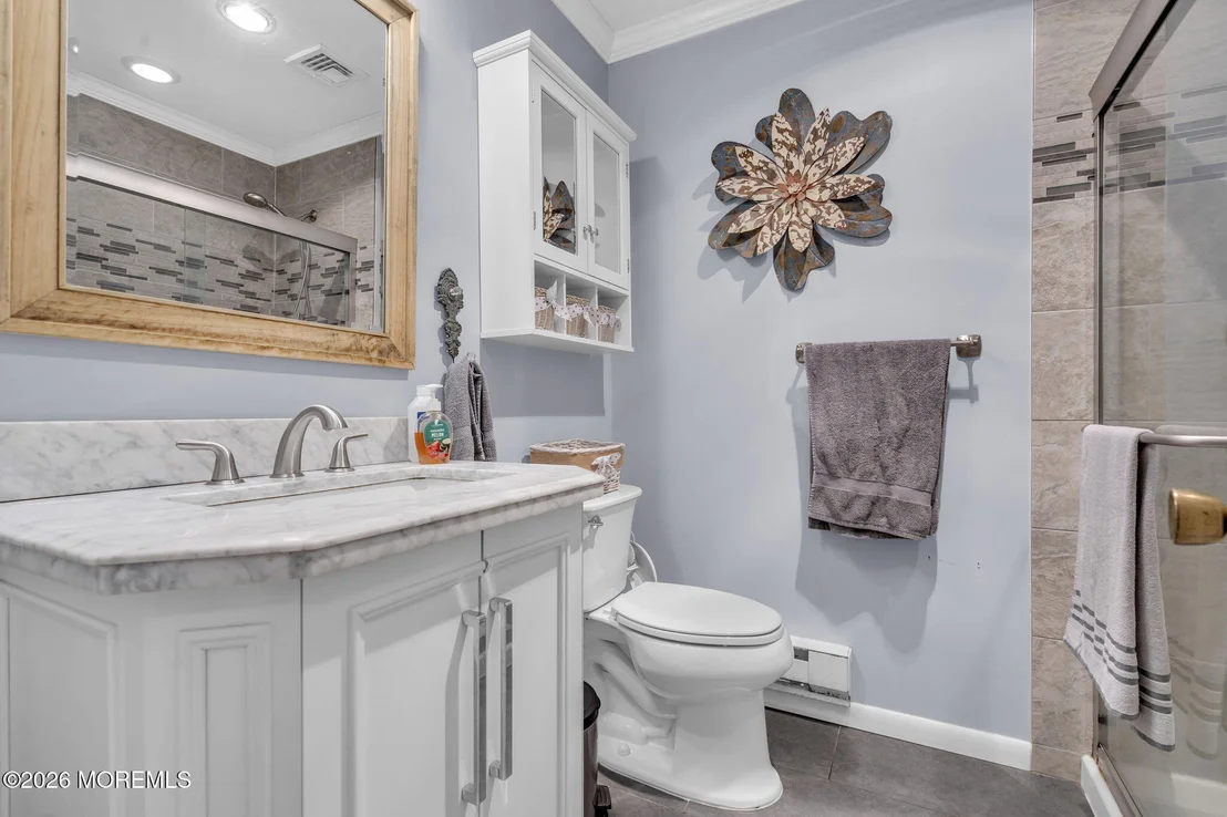 Photo of 301 Clearstream Road