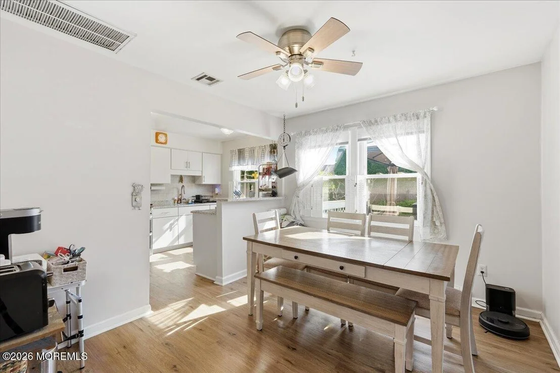 Photo of 503 Buttonwood Drive