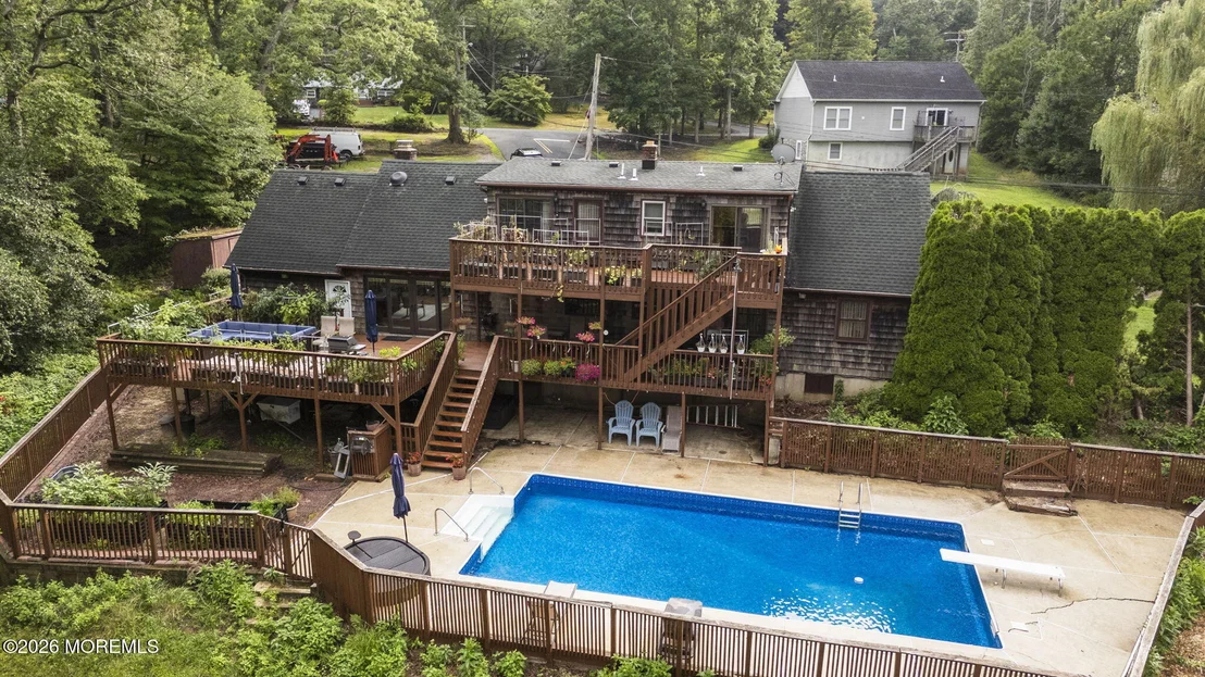Photo of 30 S Lakeview Drive
