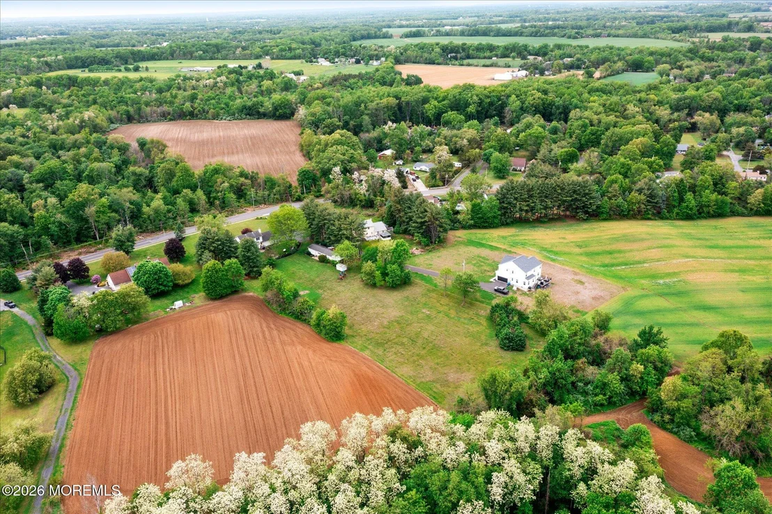 Photo of 134 Schoolhouse Road