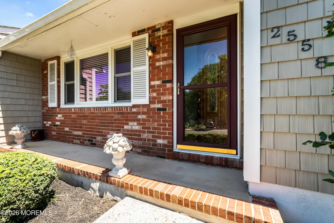 Photo of 2558 Stearns Drive
