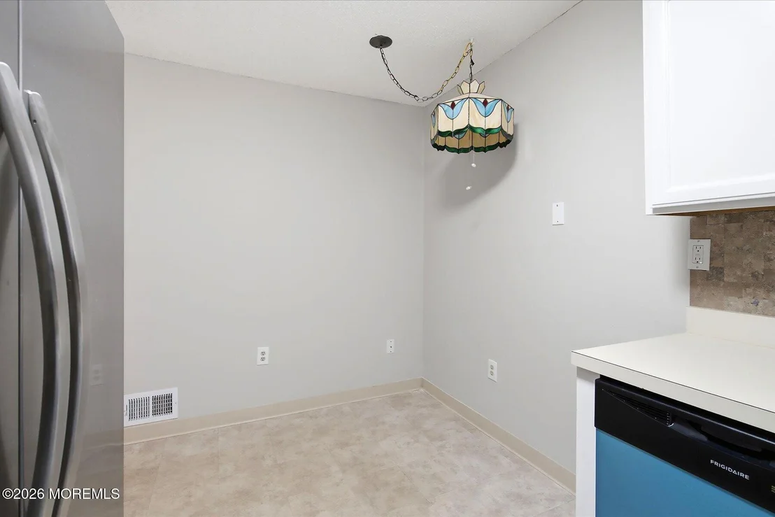 Photo of 7 Riva Boulevard