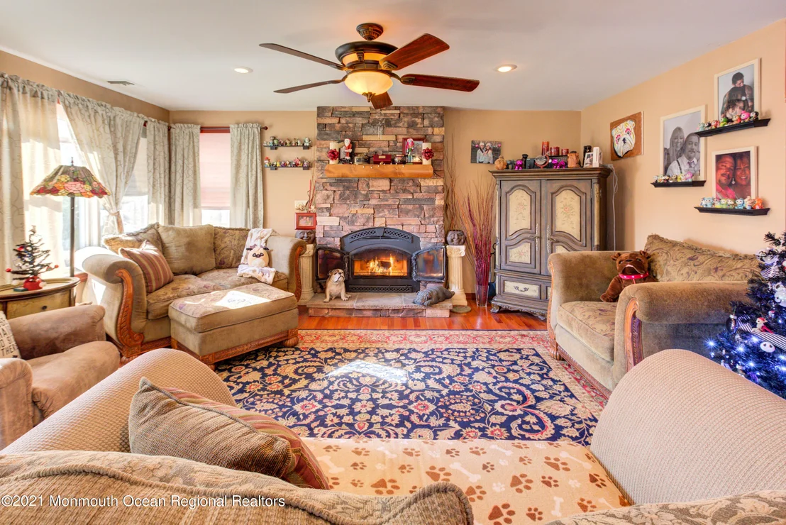 Photo of 1205 Roseld Avenue