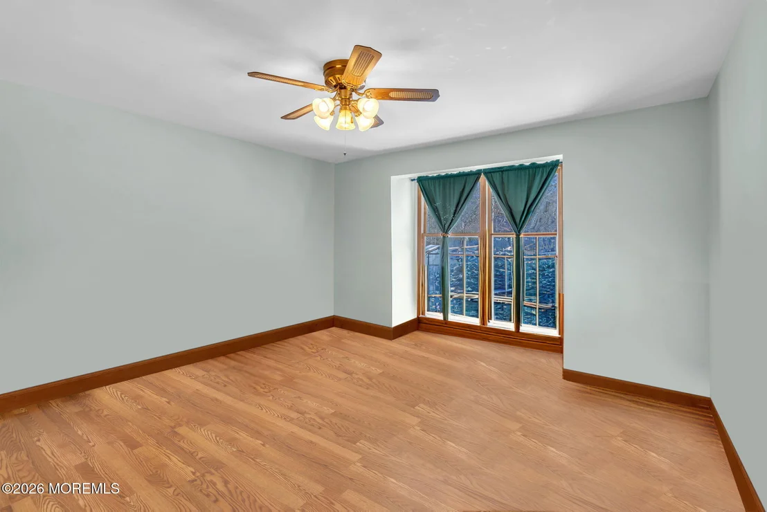 Photo of 177 Cedar Swamp Road
