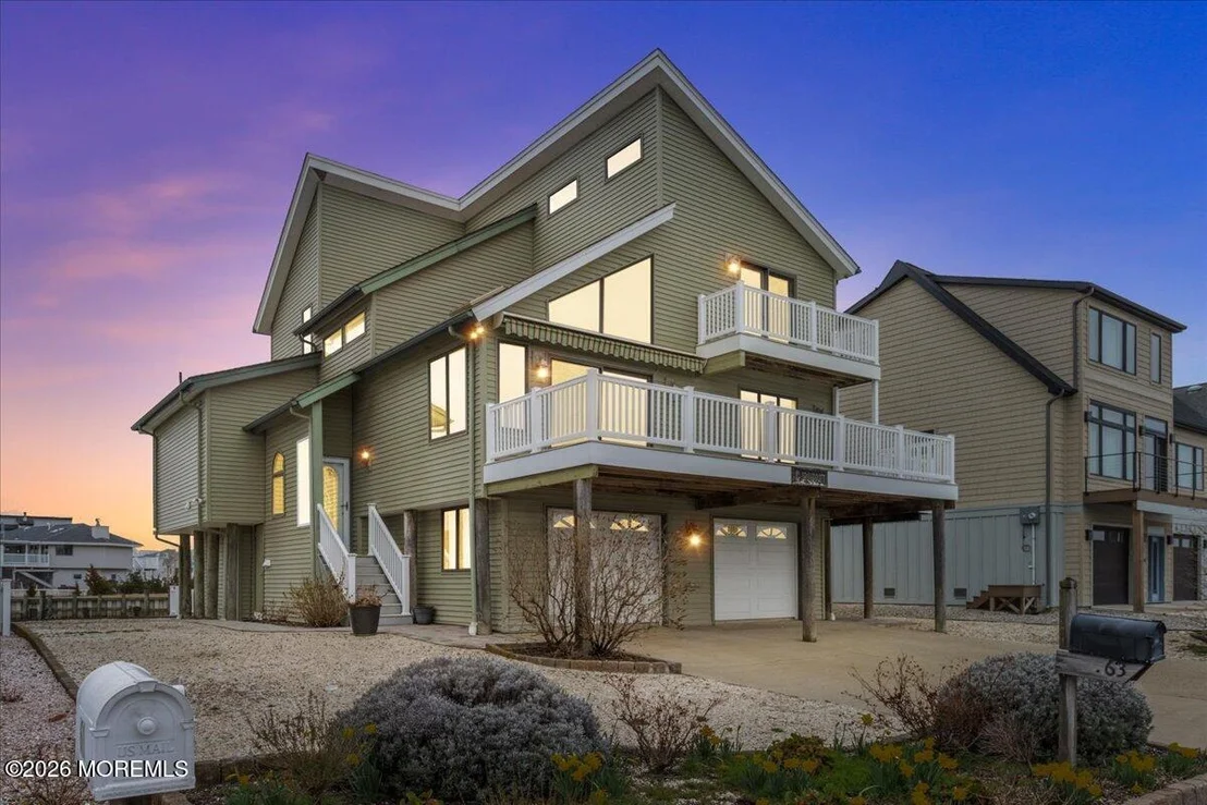 Photo of 63 Ohio Drive