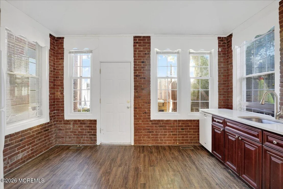 Photo of 55 E Front Street