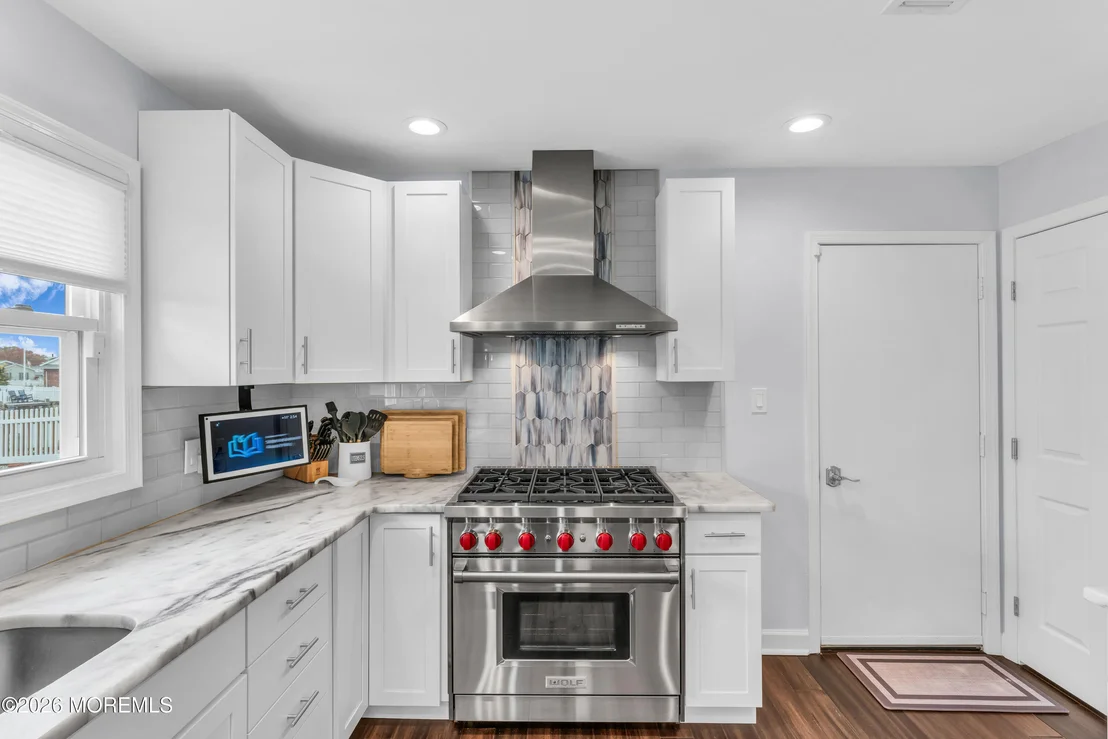 Photo of 933 Montauk Drive