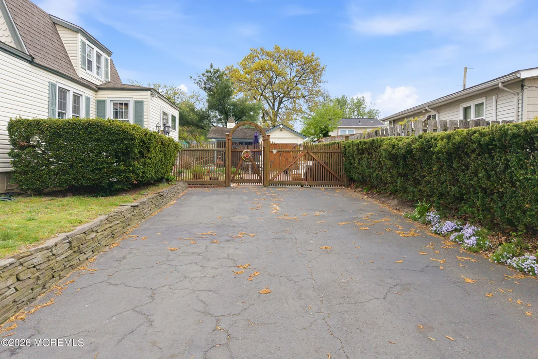 Photo of 114 Ocean Boulevard