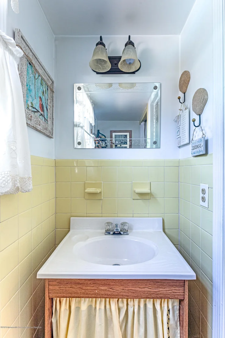 Photo of 435 Bella Vista Road