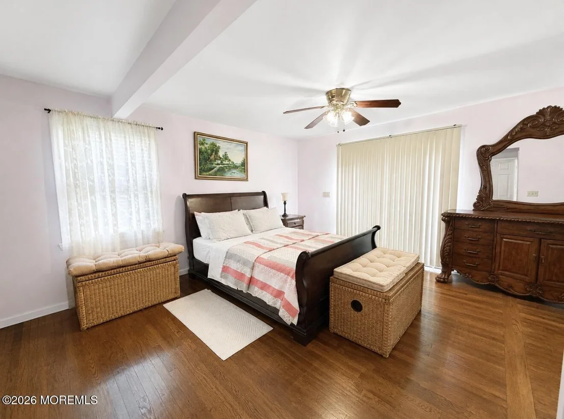 Photo of 565 Azalea Drive