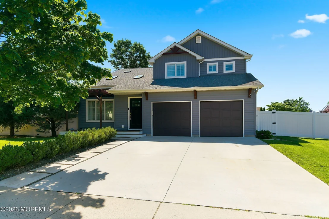 Photo of 954 Quincy Drive