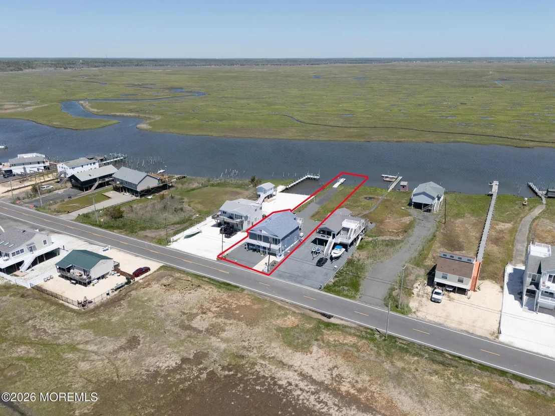 Photo of 418 Dock Road