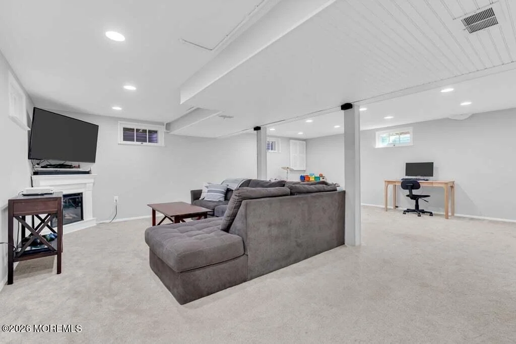 Photo of 100 Mohegan Road