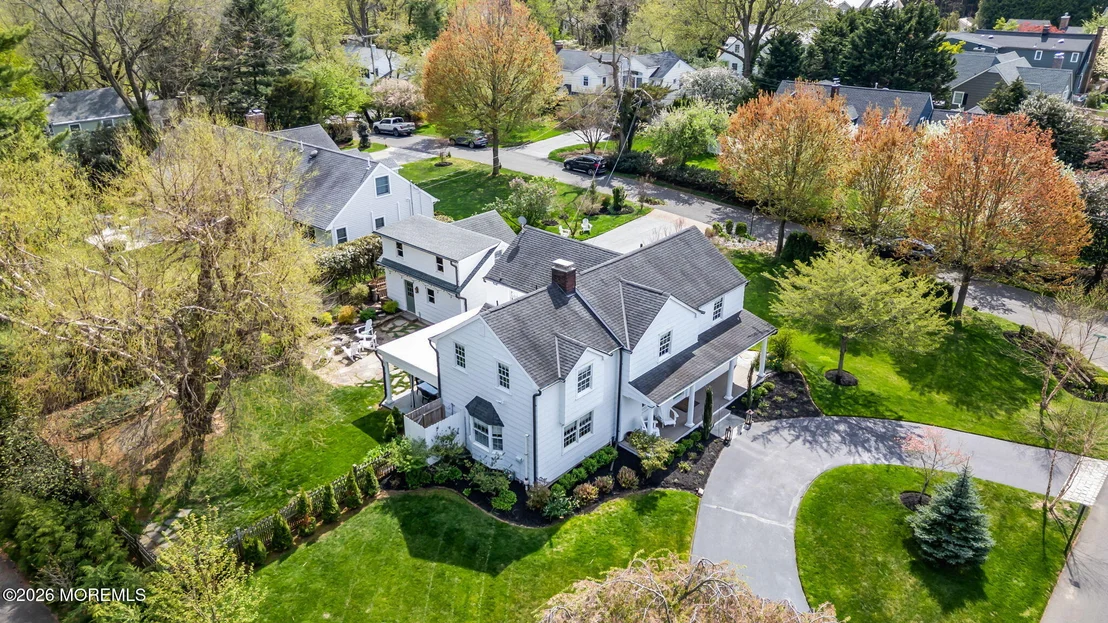 Photo of 9 N Cherry Lane