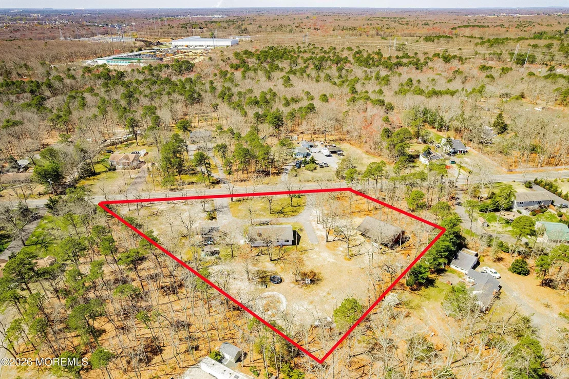 Photo of 745 Oak Glen Road