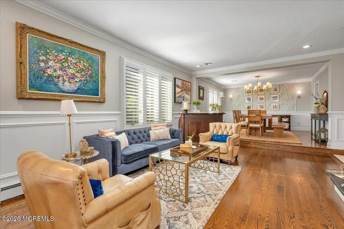 Photo of 48 Lakeside Avenue