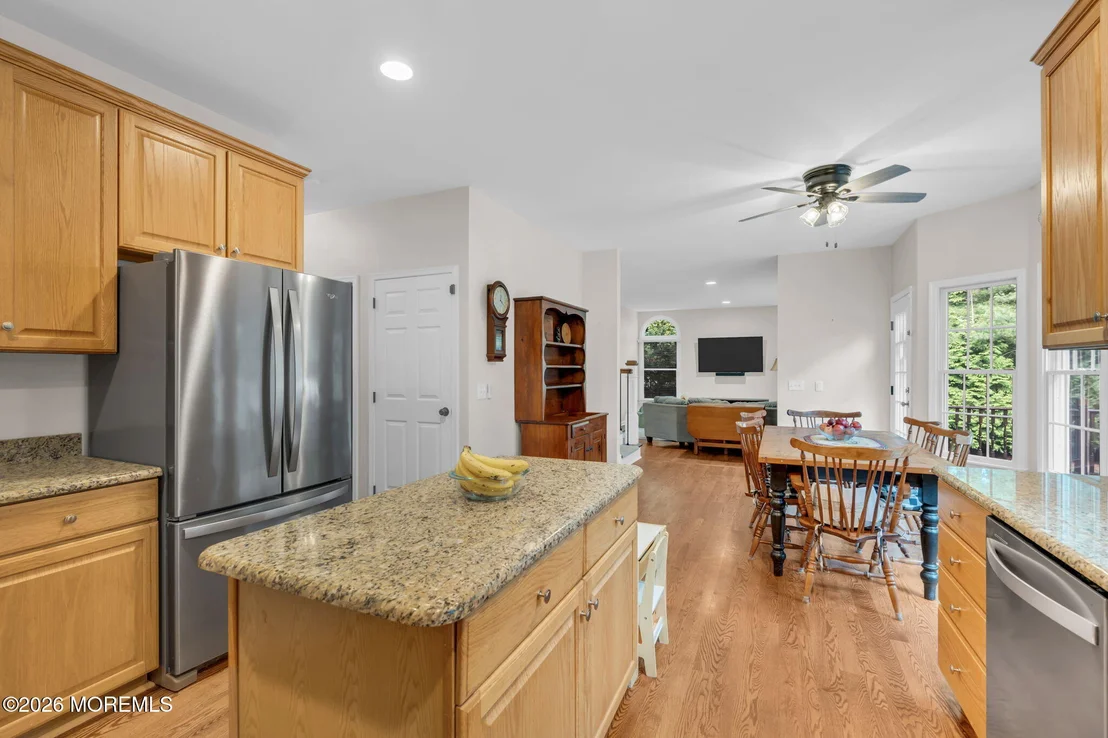 Photo of 2093 Overbrook Drive