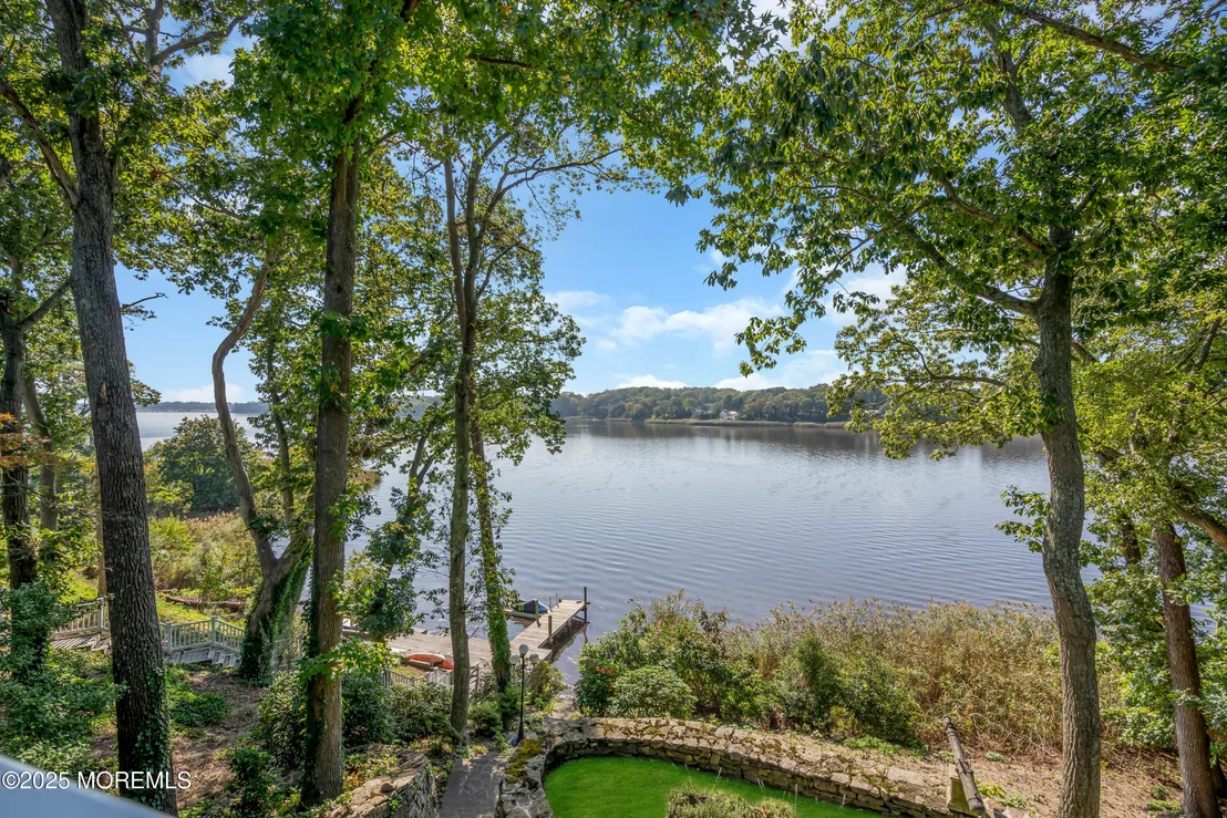 Photo of 2403 Riverside Terrace