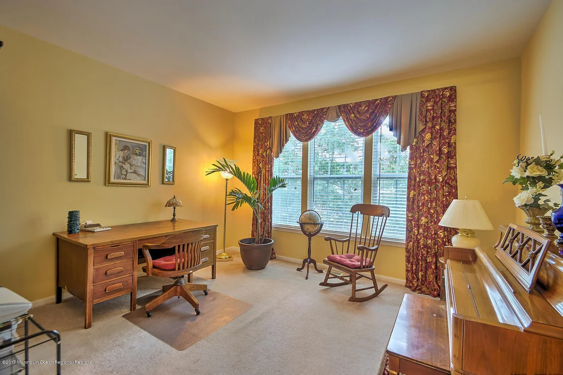 Photo of 13 Ridgeway Lane