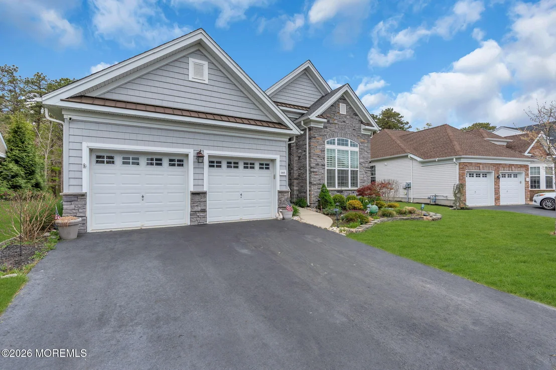 Photo of 185 Arborridge Drive