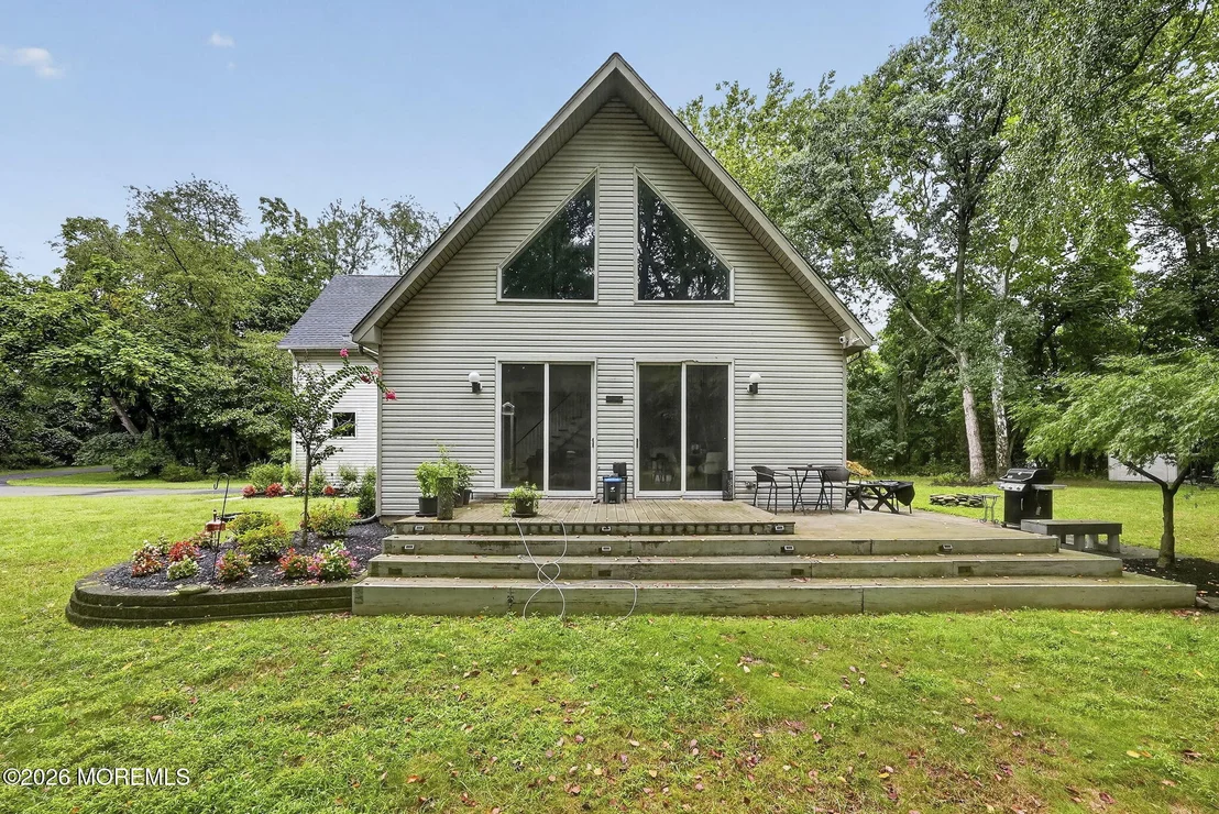 Photo of 1012 Columbus Road