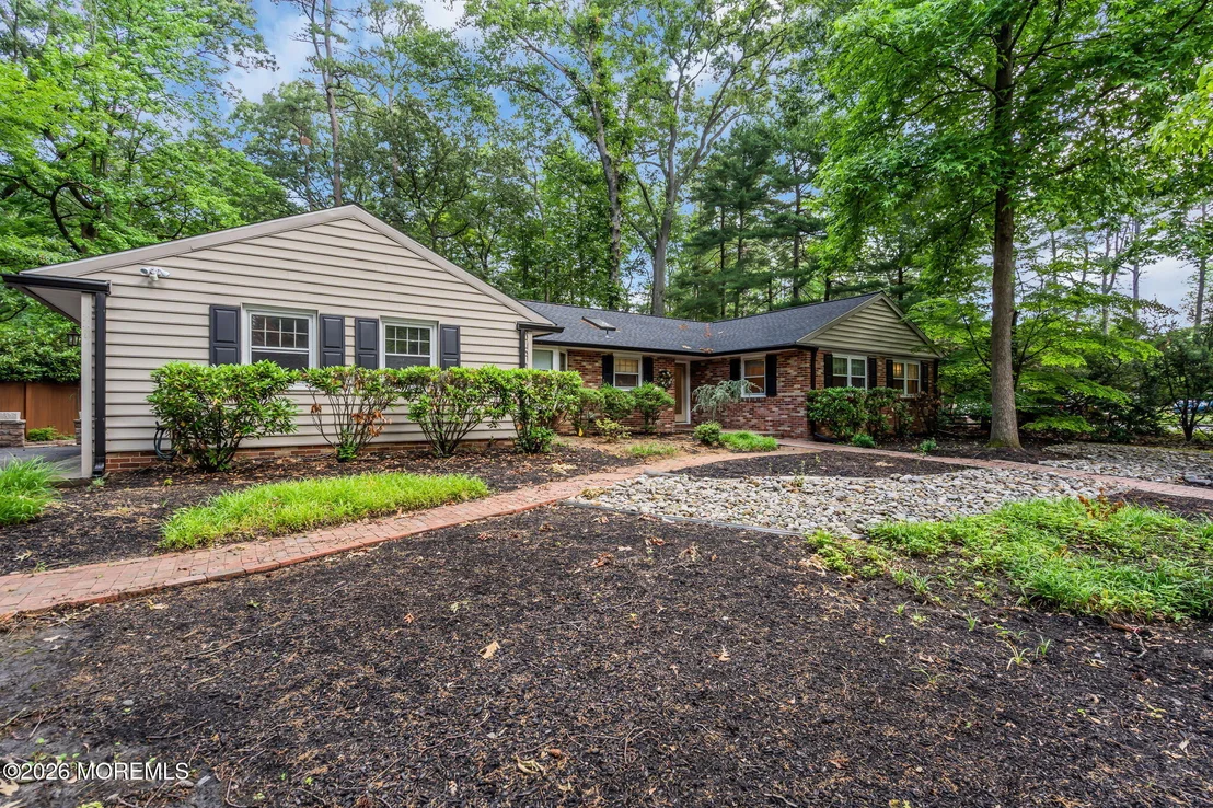 Photo of 12 Indian King Drive