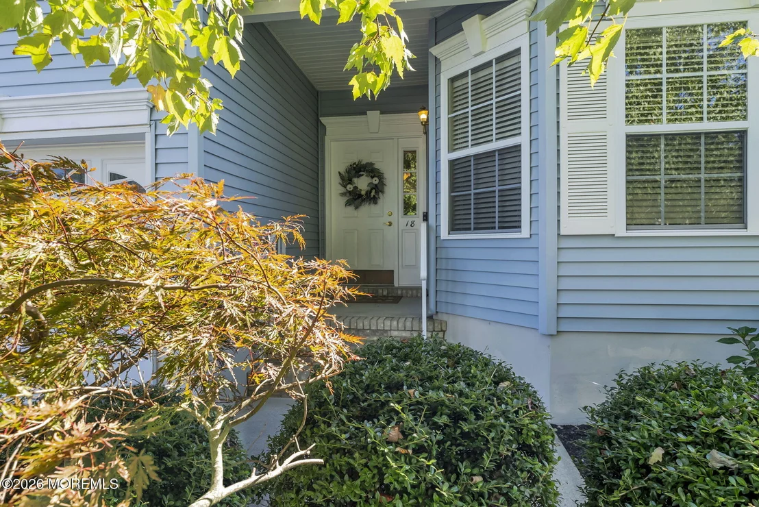 Photo of 18 Inkberry Lane