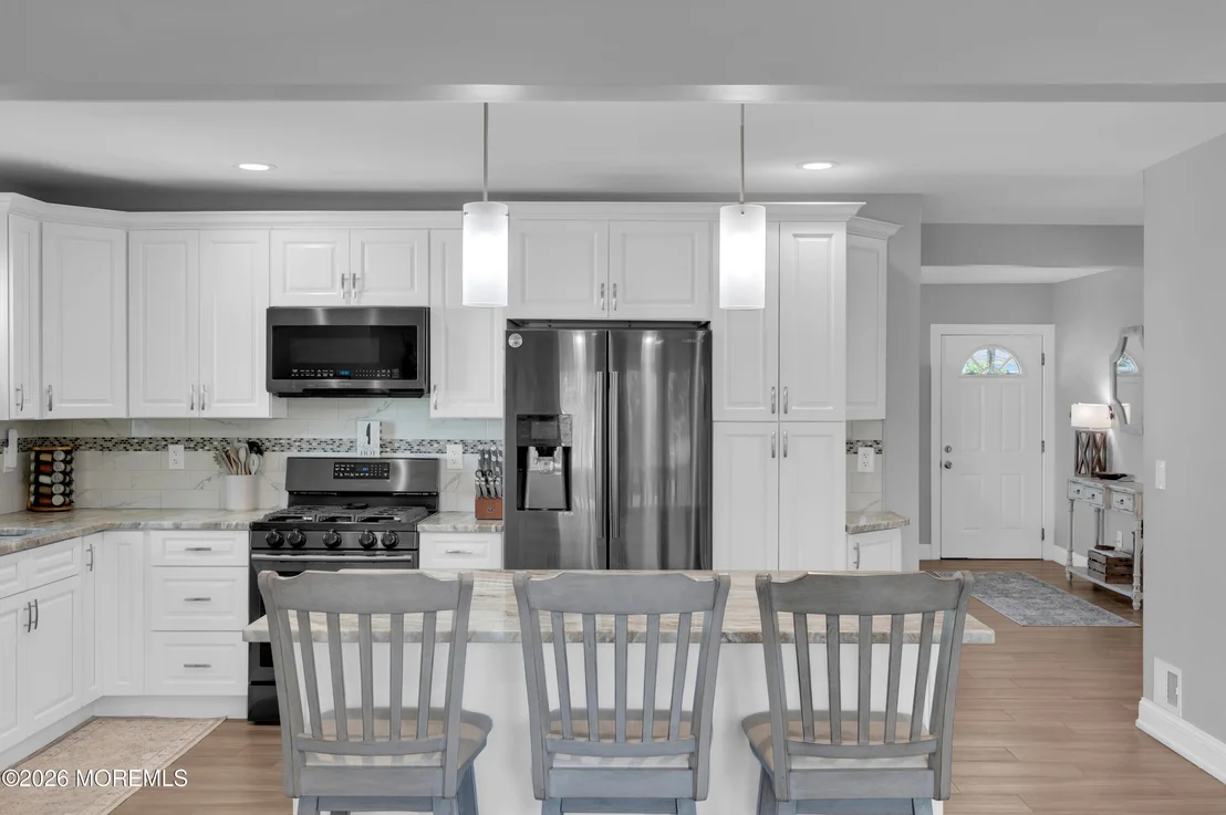 Photo of 741 Manor Drive