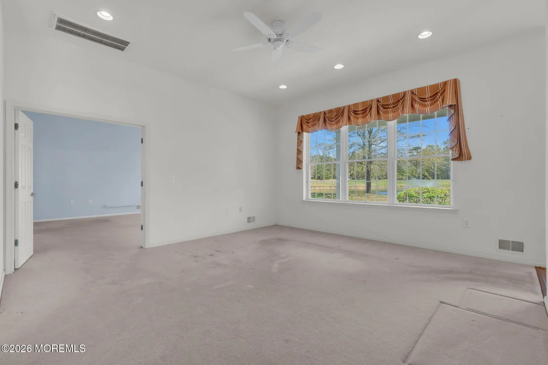 Photo of 39 Baltusrol Drive