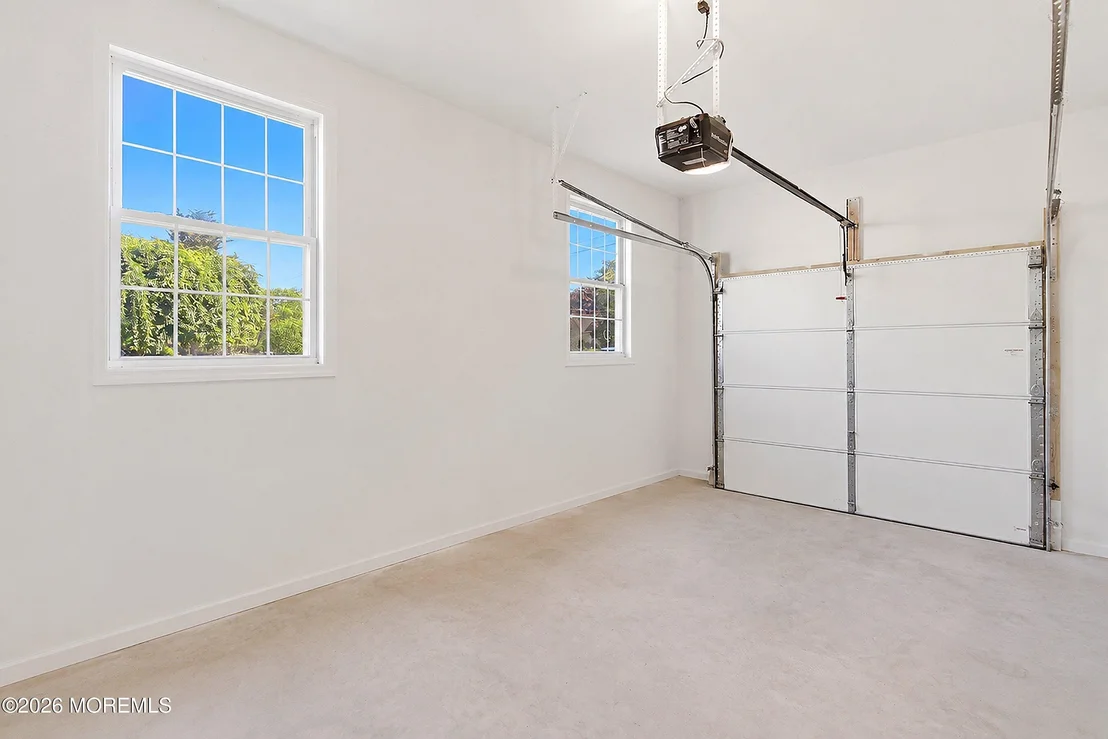Photo of 1346 Lee Way