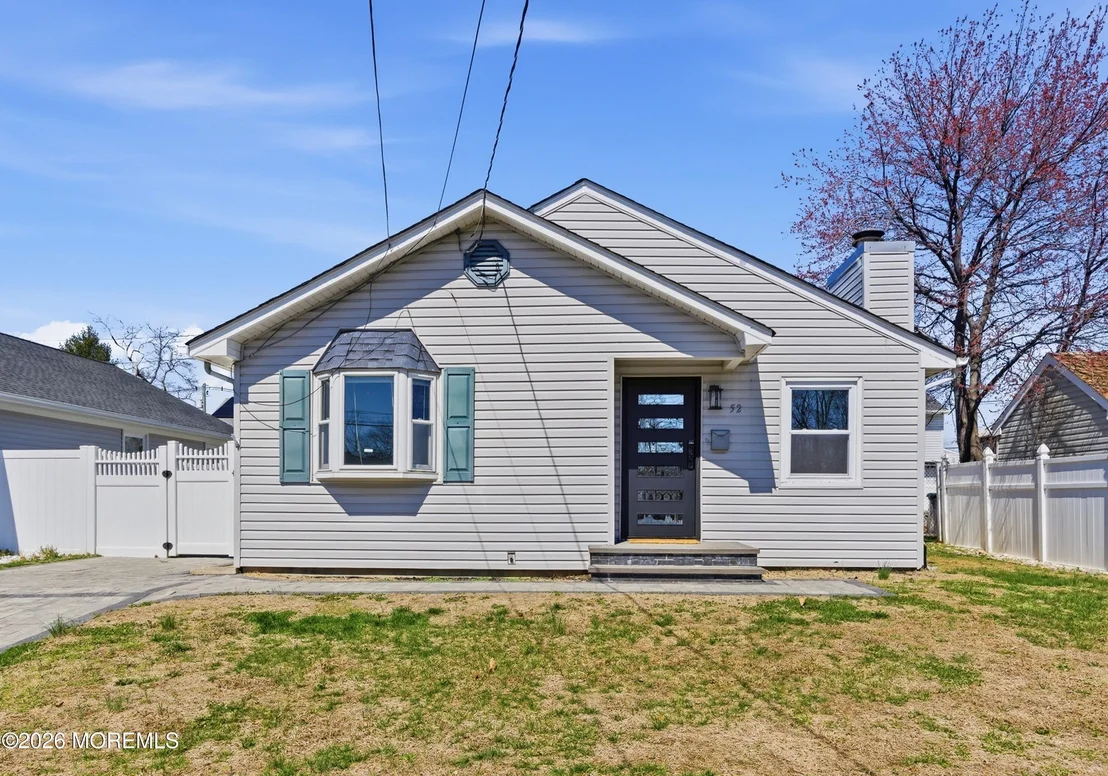 Photo of 52 Pomona Boulevard