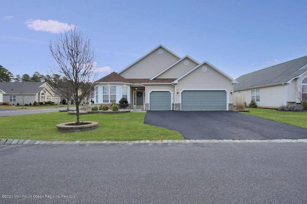 Photo of 1 Woodview Drive