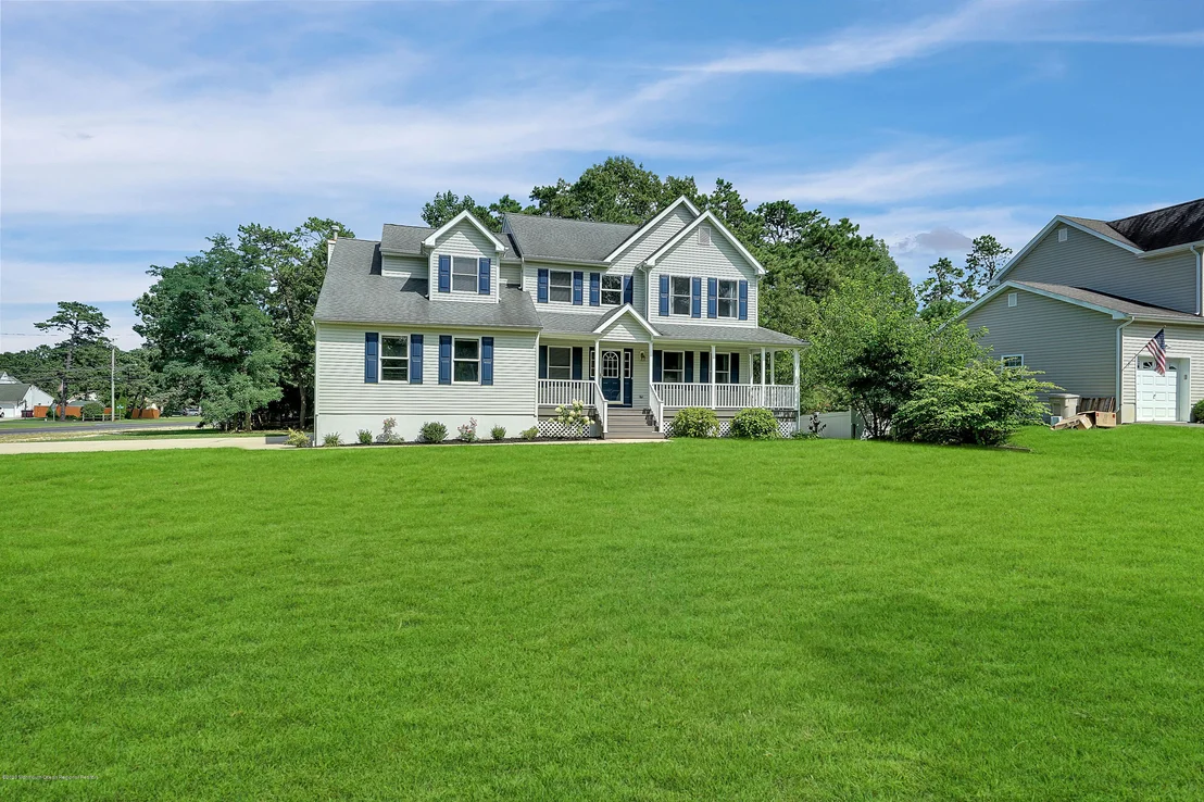 Photo of 249 Central Boulevard