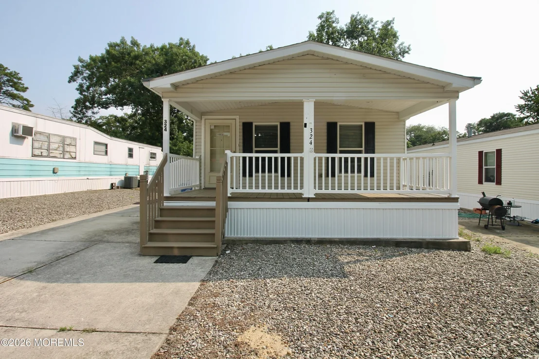 Photo of 324 Roberts Road