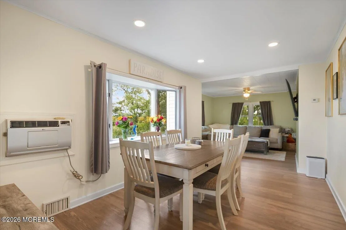 Photo of 471 Beverly Drive