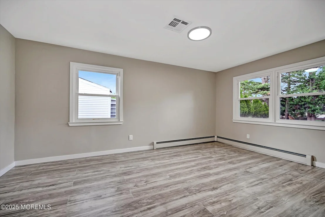 Photo of 48 Sheepshead Drive
