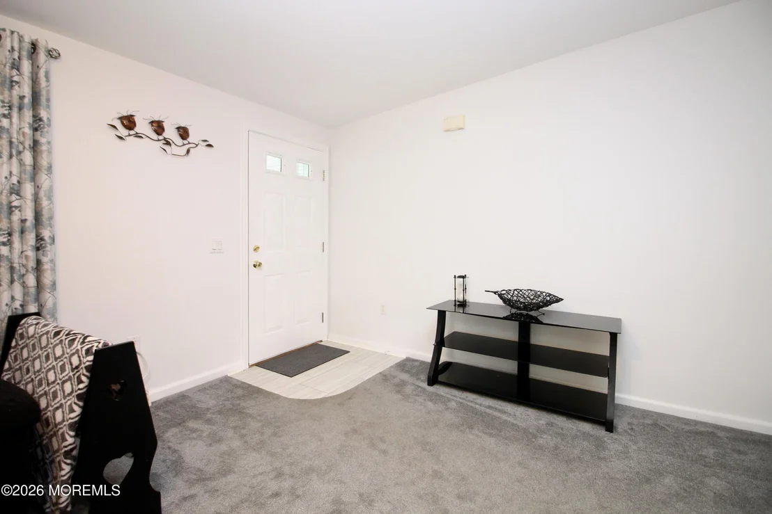 Photo of 92 Cardinal Way