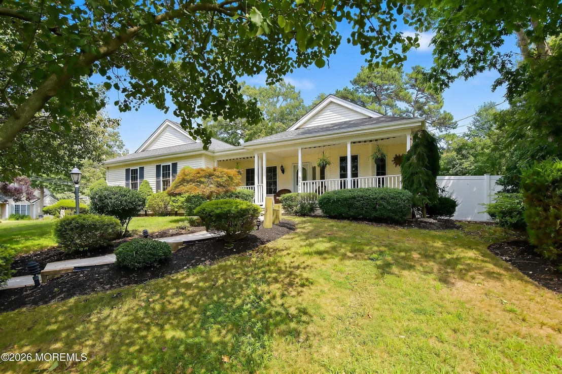 Photo of 1936 Breakers Drive