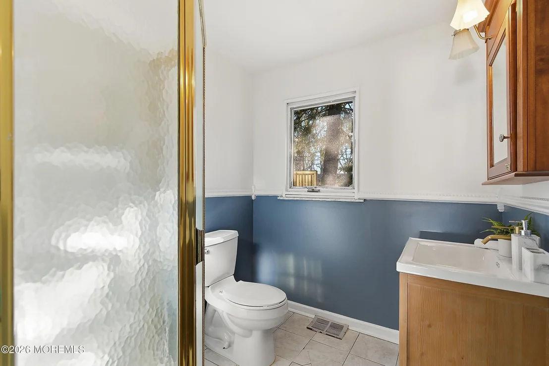 Photo of 215 Sunset Lane