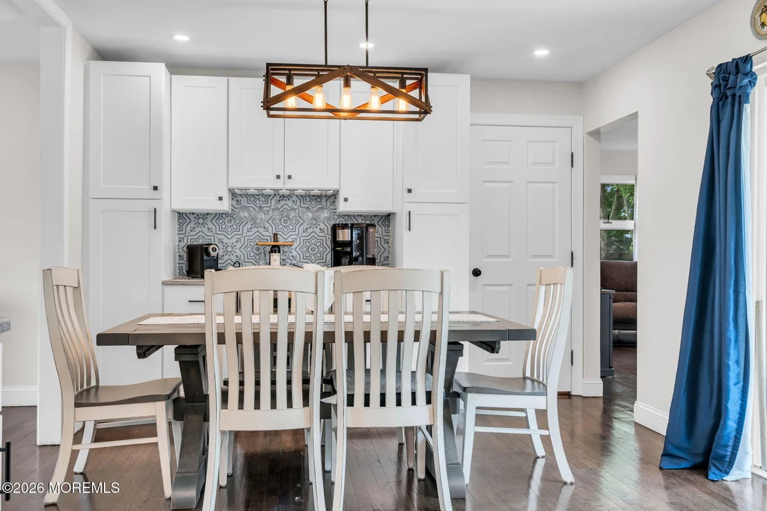 Photo of 417 Chestnut Drive