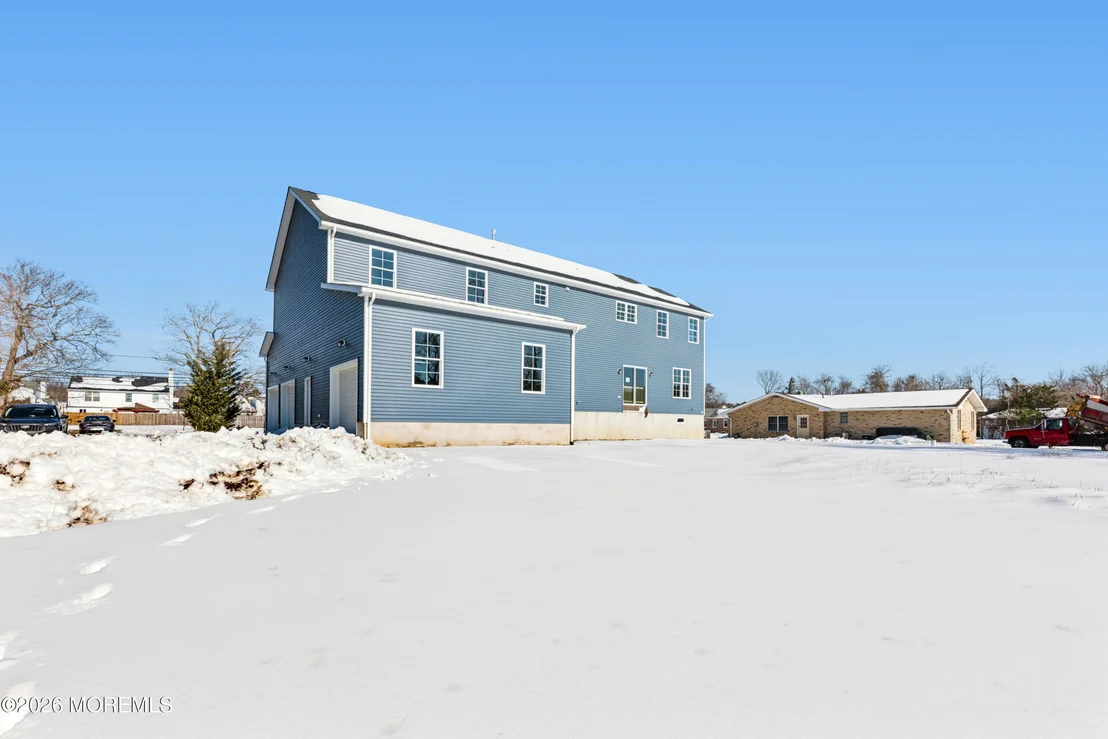 Photo of 140 Locust Avenue