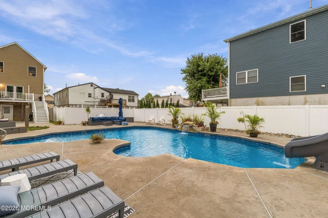 Photo of 355 Lorillard Avenue