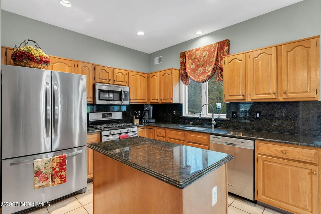Photo of 4 Quaker Hill Road