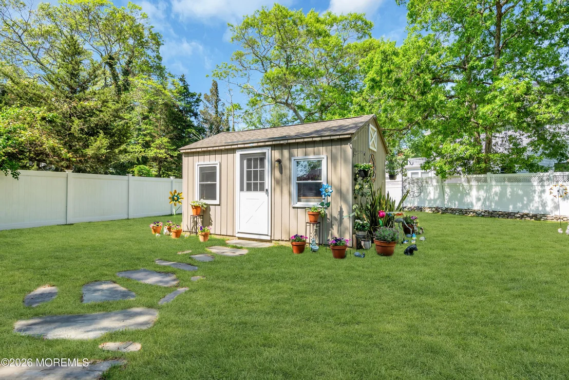 Photo of 352 Cedar Drive