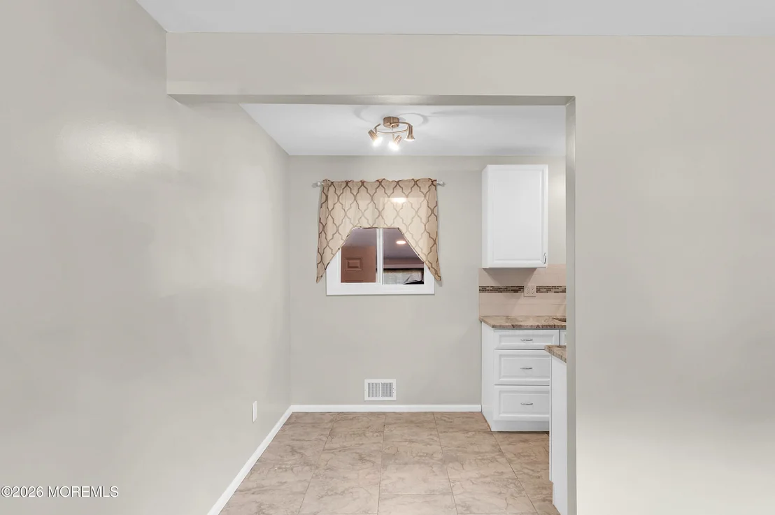 Photo of 271 Sky Manor Boulevard