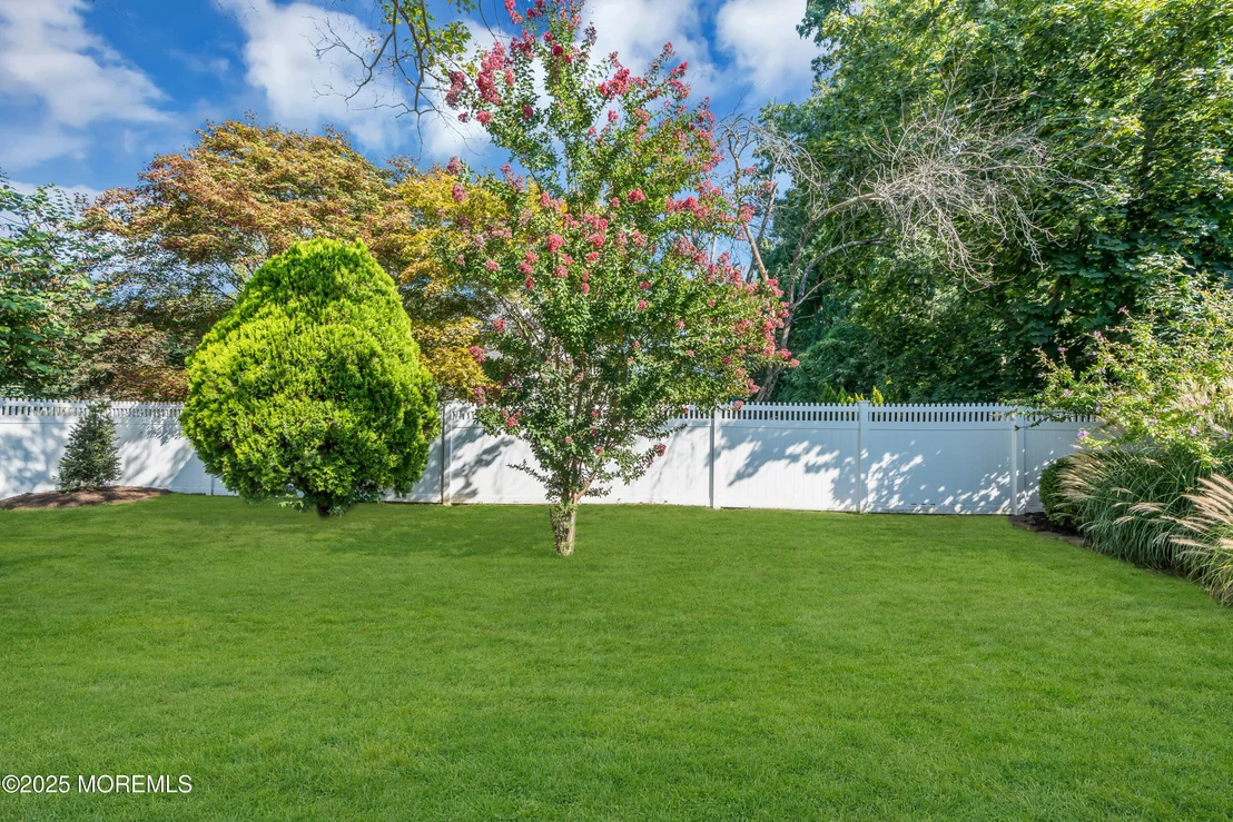 Photo of 818 Arthur Drive
